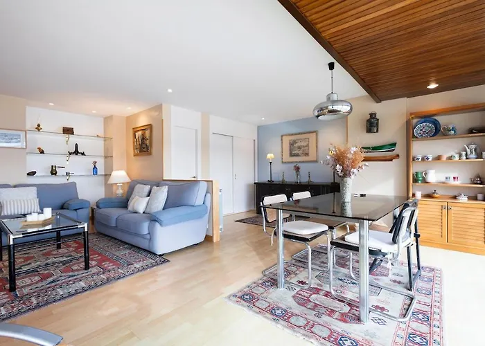 Itsas Aurre Basquenjoy 富恩特拉维亚