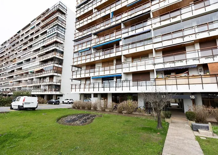 Itsas Aurre Basquenjoy Апартаменты *